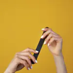 Manicure, quali strumenti devono essere presenti in un kit professionale