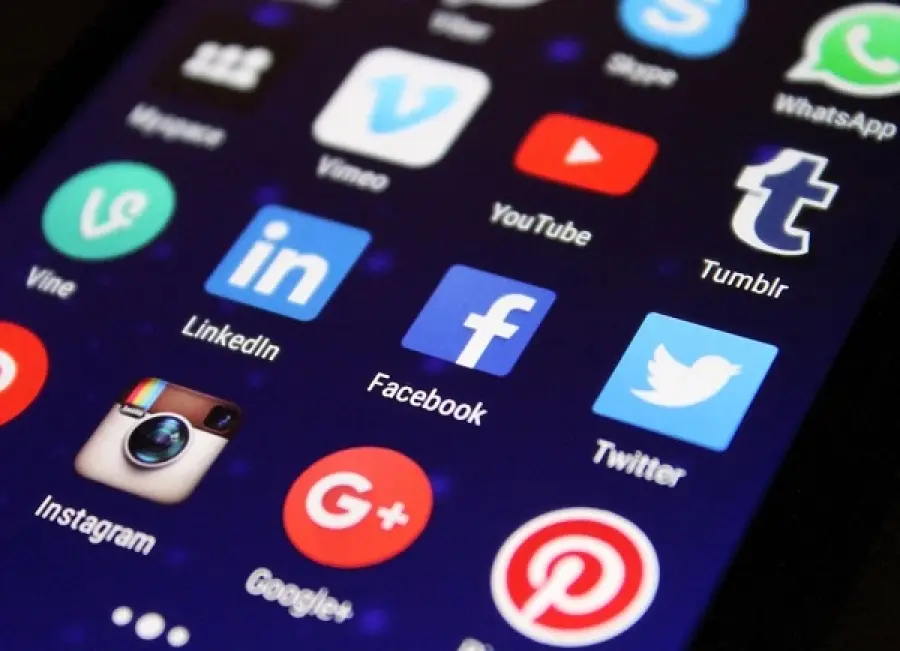 L'Impatto delle Nuove Tecnologie nel Social Media Marketing